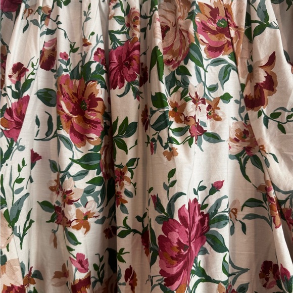 Maeve Red and White Maxi Sundress with Puff Sleeves - Picture 3 of 5